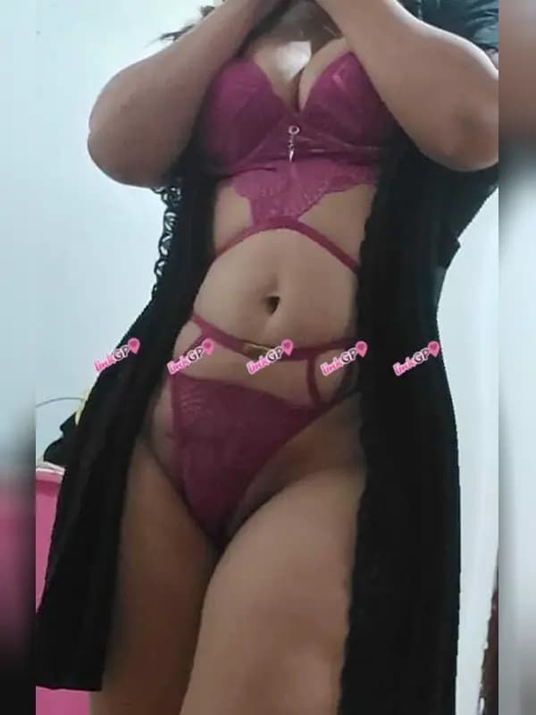 Videochamada erótica com olhos de mel (7) — Dfire