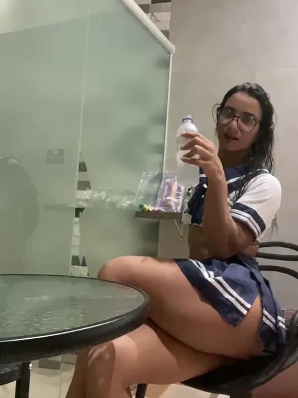 Videochamada erótica com dou nota (2) — Morena Flor