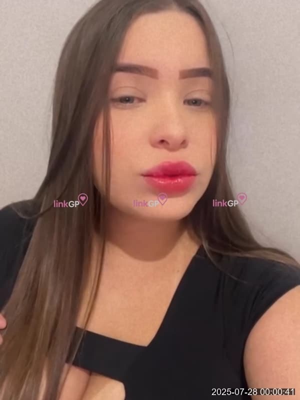 Videochamada erótica com imagem do anúncio, foto de perfil