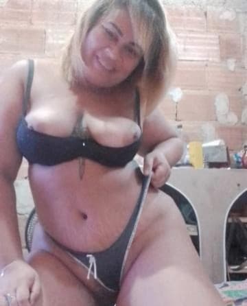 Shelby — videochamada erótica e sexting online