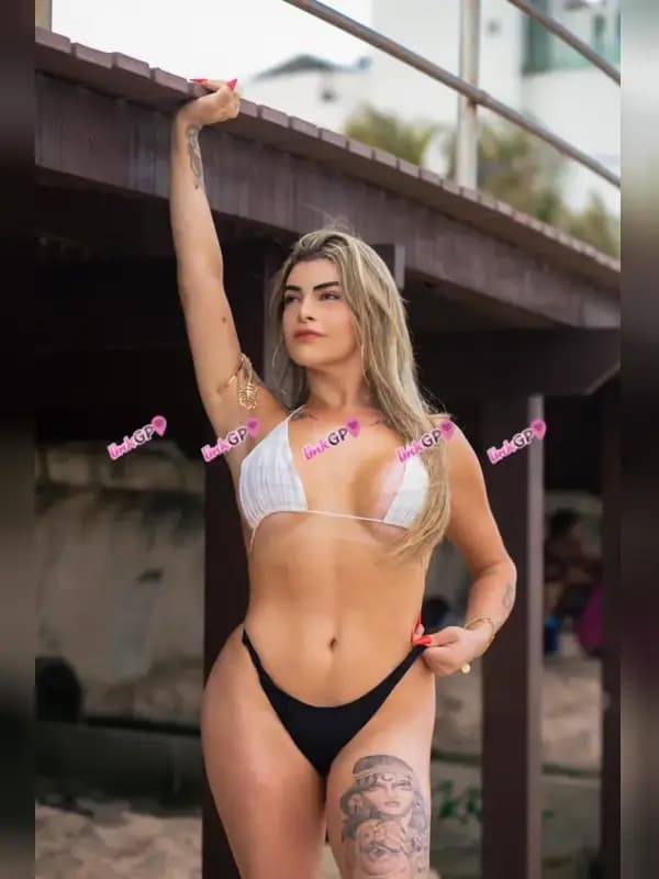 Cacau Rosa — videochamada erótica e sexting online