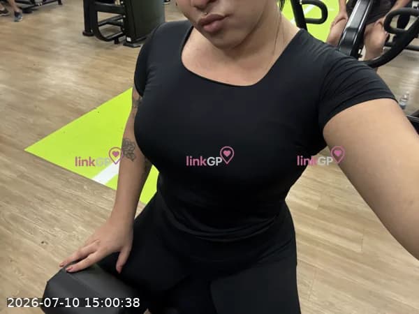Videochamada erótica trans — atende casal, foto 2 de Gabriela Paraíso