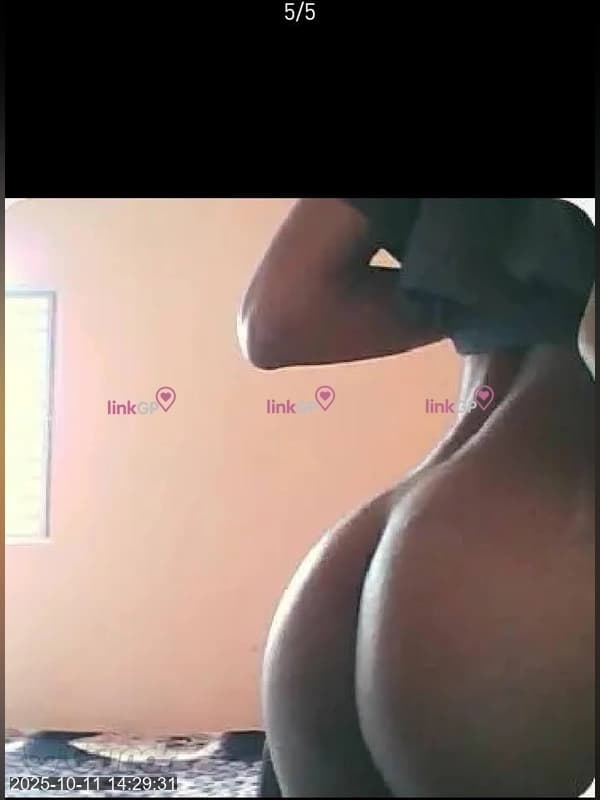 Videochamada erótica trans com imagem autêntica — Izabella Simons, foto 4