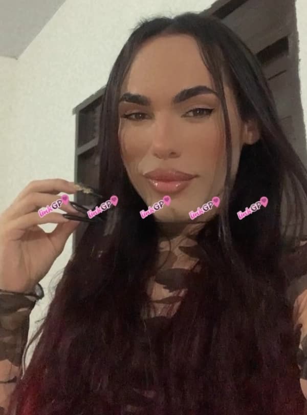 Videochamada erótica trans com magrinha (7) — Magrinha Rabuda