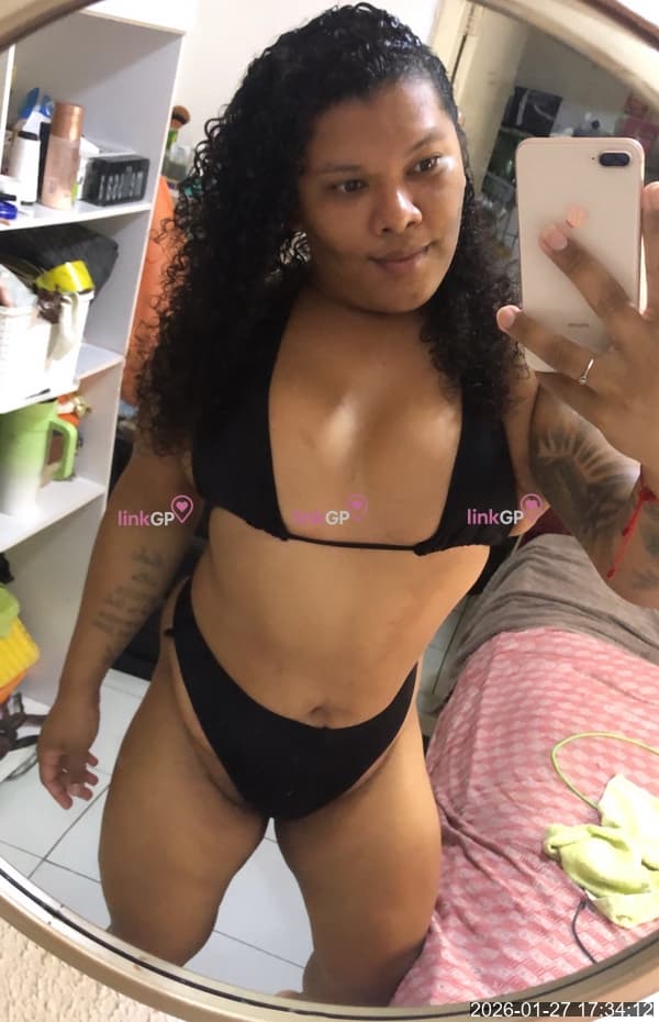 Mellzinha — videochamada erótica e sexting online