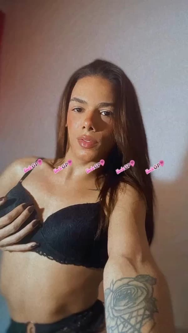 Videochamada erótica trans com morena, foto 5 de Natalie Barcellos