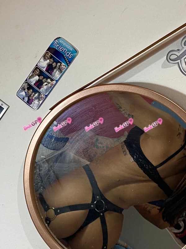 Videochamada erótica trans com tatuada (6) — Natalie Barcellos