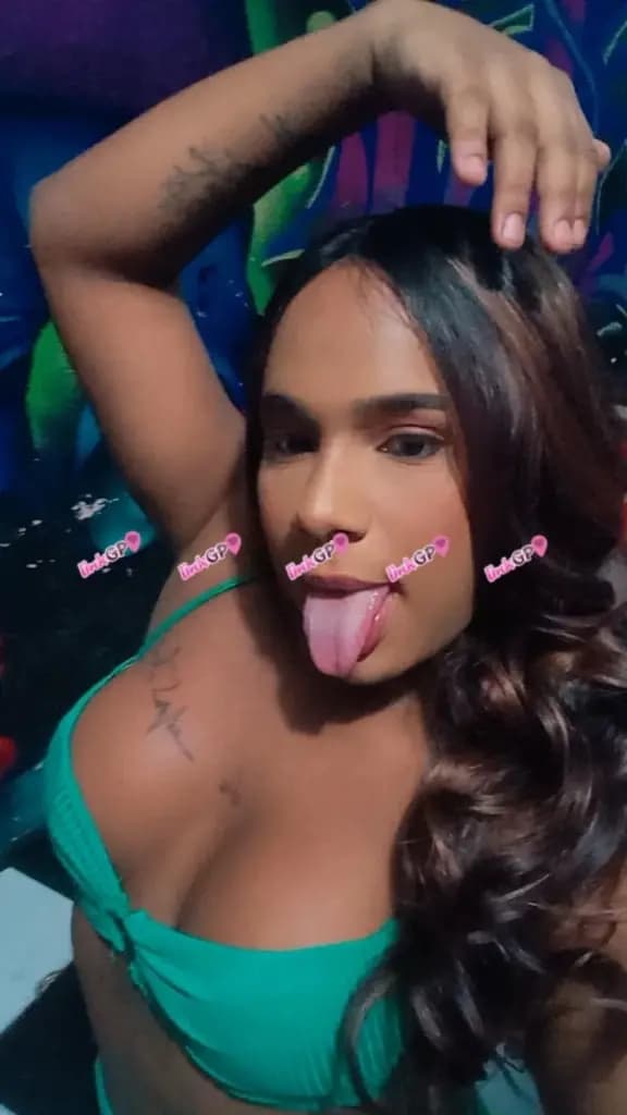 Poderosa Transex — videochamada erótica e sexting online