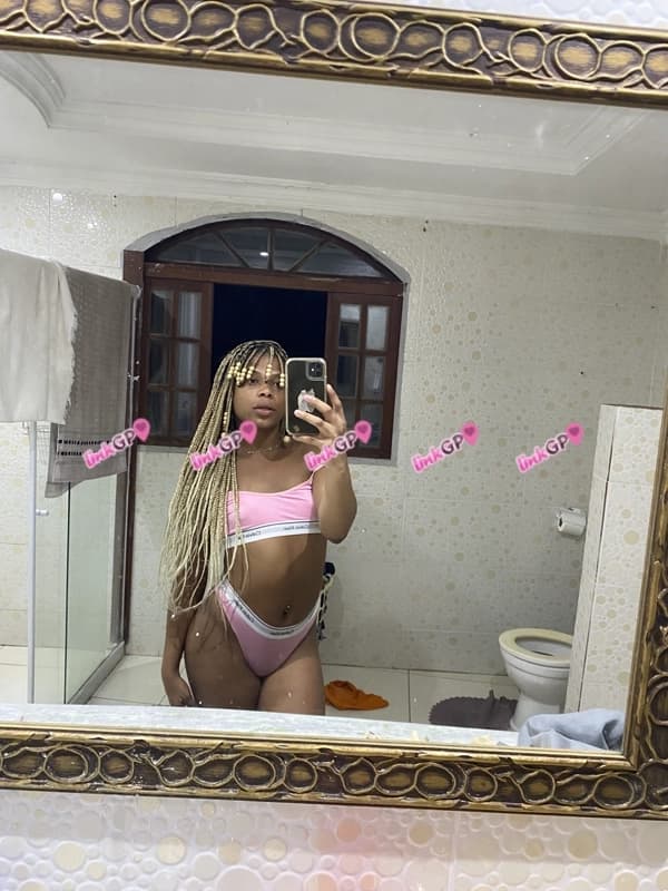 Videochamada erótica trans com foto sem retoque — Preta, foto 5