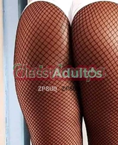 Aline de seios naturais — acompanhante no Recife