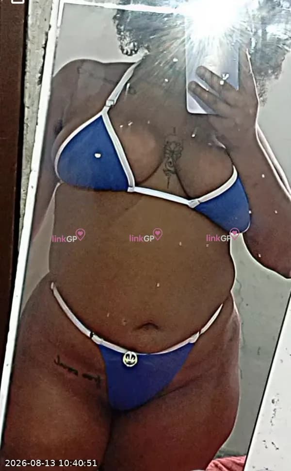 Docinho — acompanhante e garota de programa em Salvador