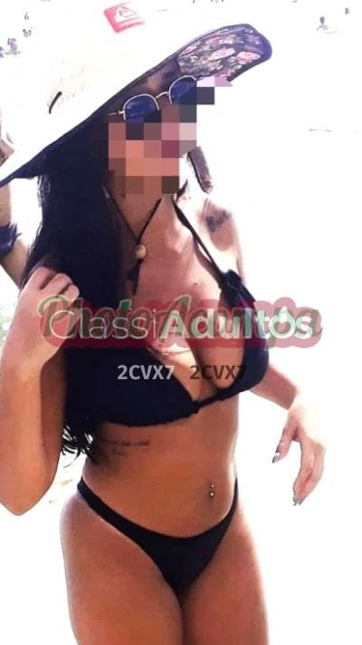 Júlia de seios naturais — acompanhante no Rio de Janeiro