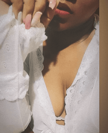 Julia — acompanhante em Registro