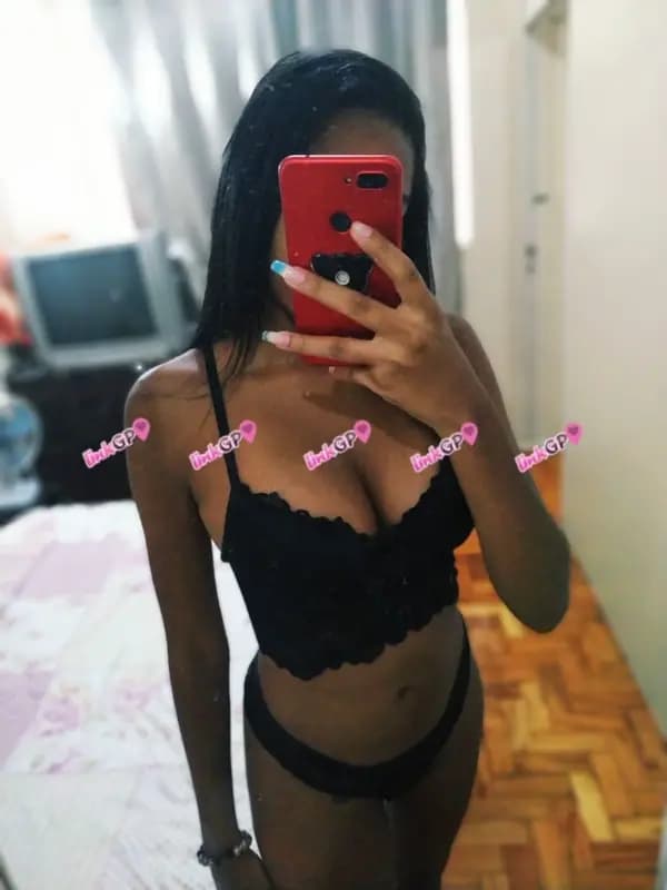 Let Safadiinhaa — acompanhante no Rio de Janeiro