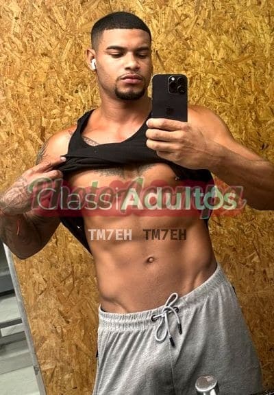 Aprígio — acompanhante masculino em Niterói