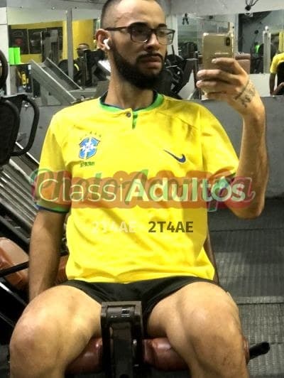 BARBUDO HET COM LOCAL — acompanhante masculino em São Paulo