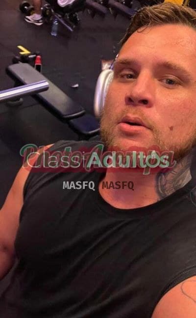 Bernardo Dominador — acompanhante masculino em Curitiba