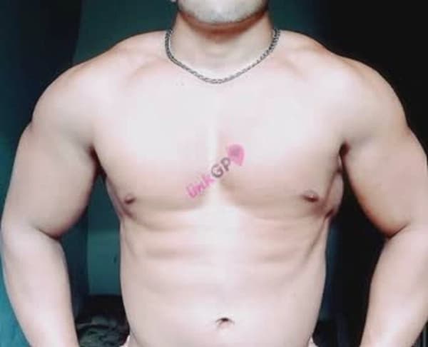 Big Boy — acompanhante masculino em Guarapari