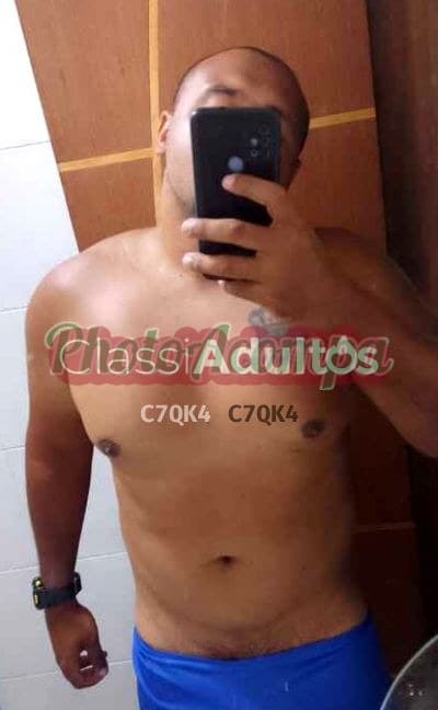 Carlos Eduardo — garoto de programa e acompanhante masculino no Rio de Janeiro