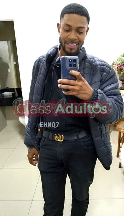 Doug Black — acompanhante masculino em São Paulo