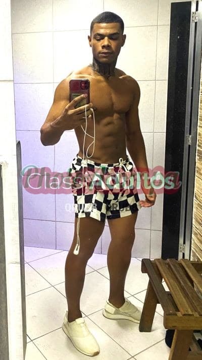 Gabriel, 19 anos — acompanhante masculino no Rio de Janeiro