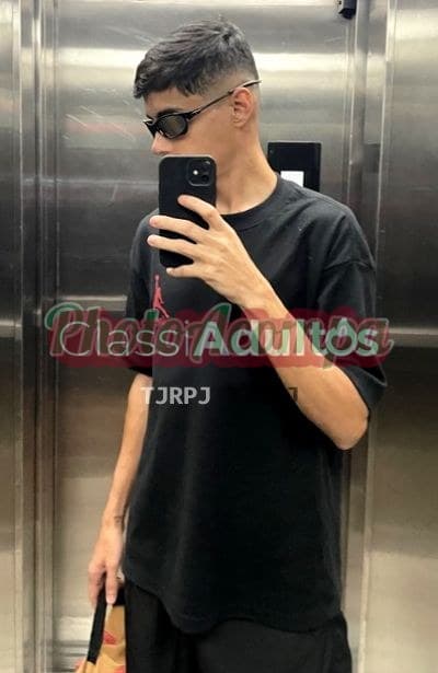 Gabriel em Copacabana — acompanhante masculino no Rio de Janeiro