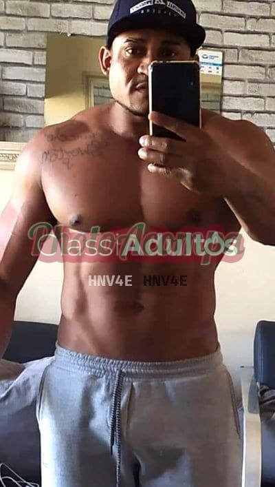 Joãozinho — acompanhante masculino em São Paulo