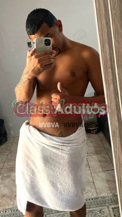 Juan — acompanhante masculino em São João de Meriti