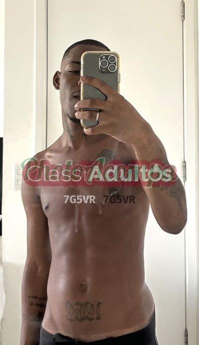 Matheus — garoto de programa e acompanhante masculino no Rio de Janeiro