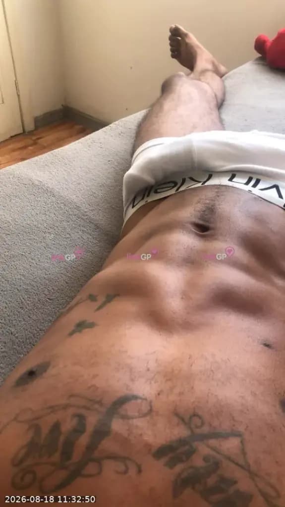 Mlkpauzudo — acompanhante masculino em Formiga