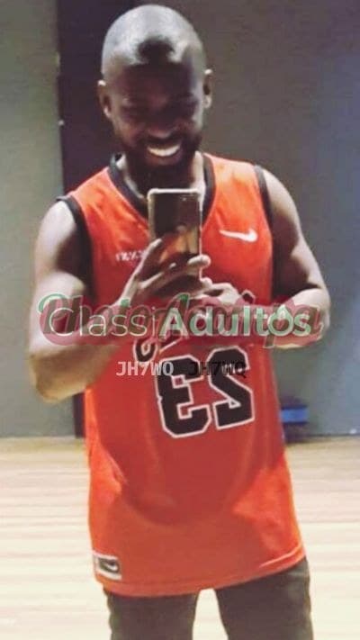 Negro — acompanhante masculino em São Paulo