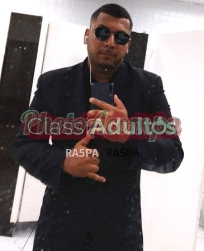 Neguinho — acompanhante masculino no Recife