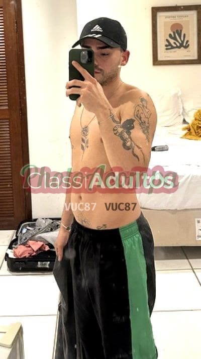 Pedro, 20 anos — acompanhante masculino em São Paulo