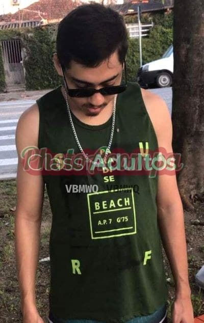 Putão — acompanhante masculino no Guarujá