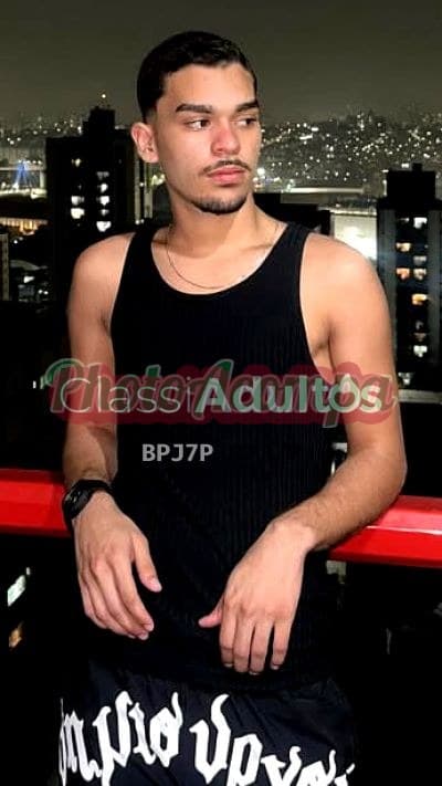 Renan — acompanhante masculino em São Paulo