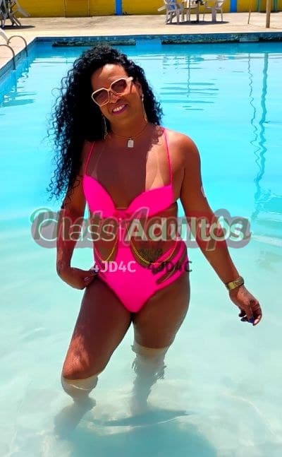 Renatinha — travesti em Queimados
