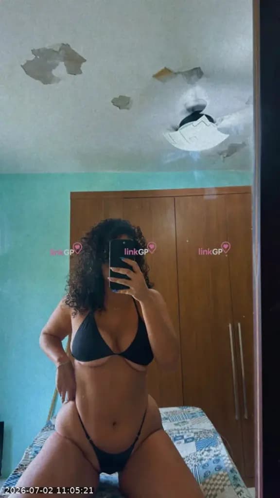 Cacau — videochamada erótica e sexting online