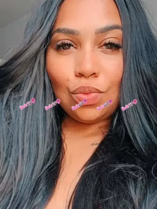 Docinho Bombom — videochamada erótica e sexting online