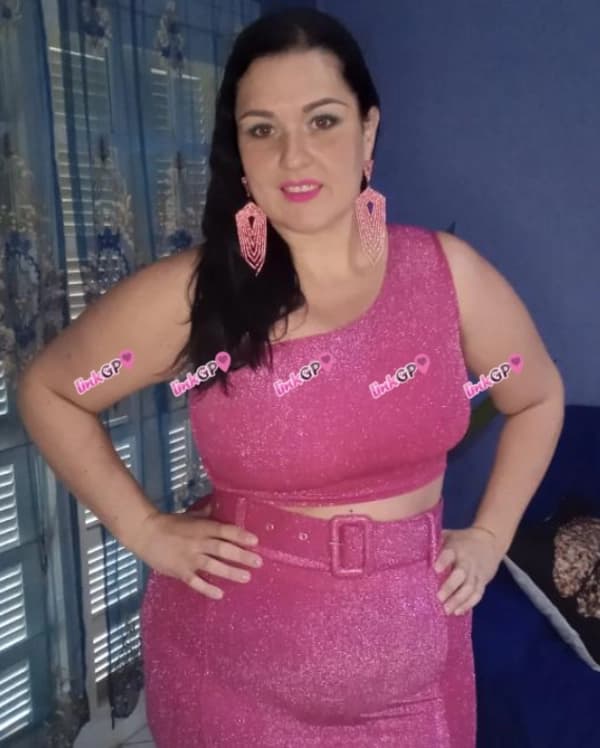 Gata Gordinha — videochamada erótica e sexting online