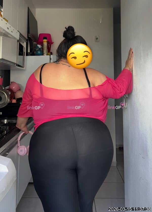 Gordinha Rabuda — videochamada erótica e sexting online
