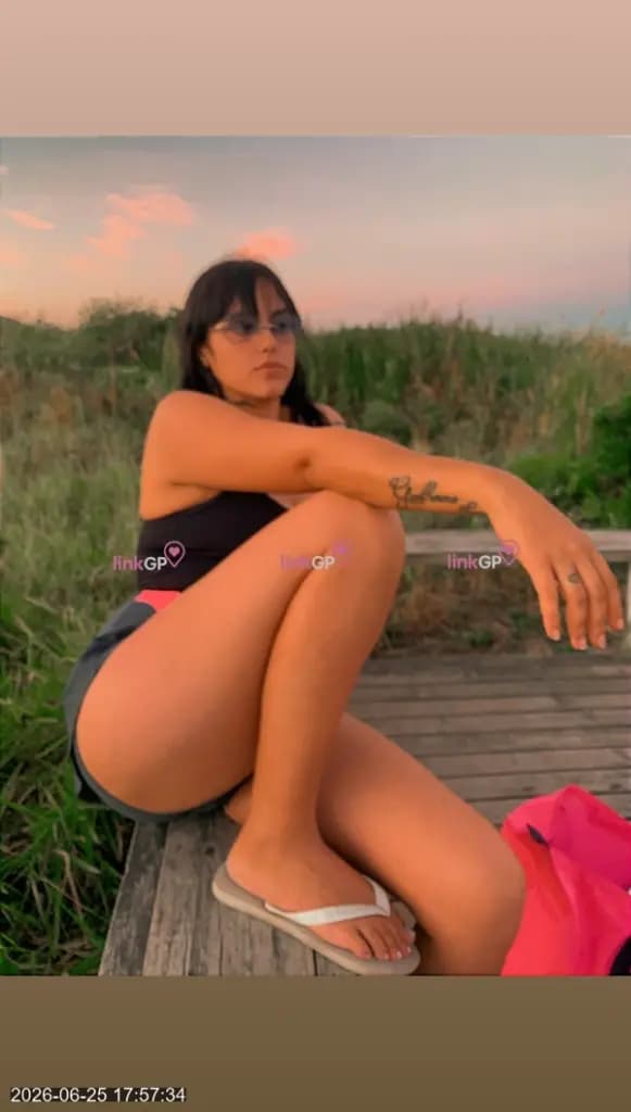Kiara — sexo virtual por videochamada