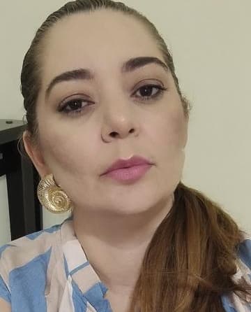 Kira — videochamada erótica e sexting online