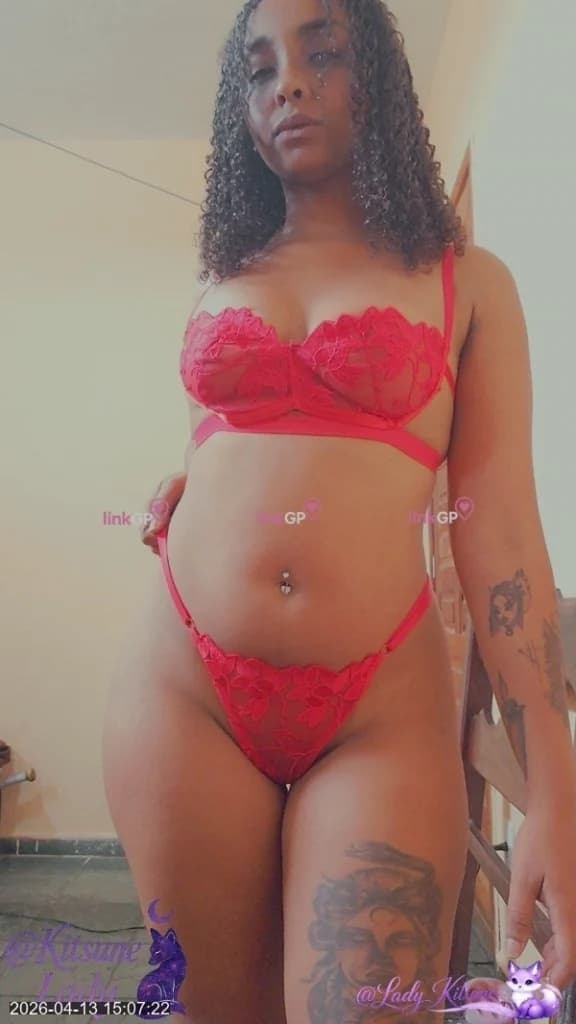 Lady Kitsune — videochamada erótica e sexting online