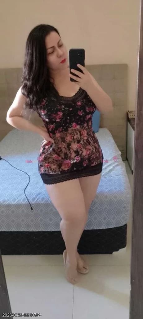Larissa Mel — videochamada erótica e sexting online
