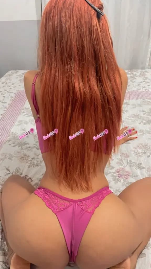 Lola Fênix — videochamada erótica e sexting online