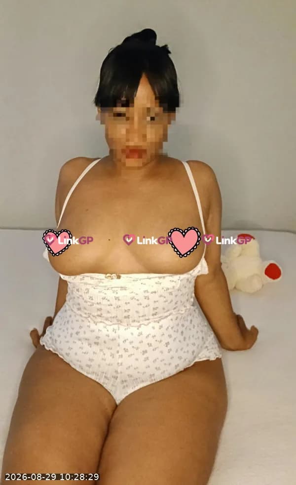 Lolita Casada — videochamada erótica e sexting online