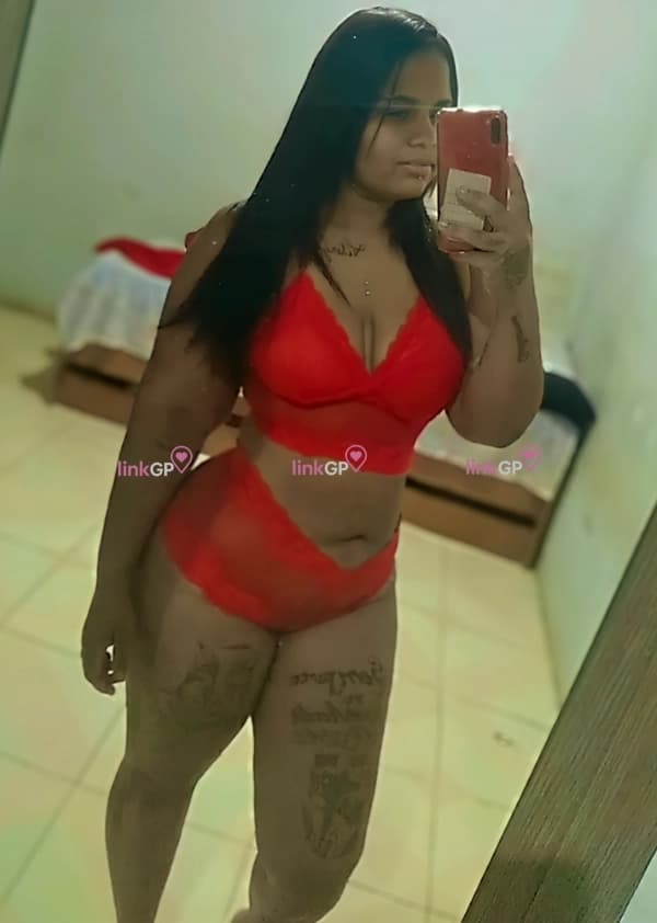 Milena — videochamada erótica e sexting online