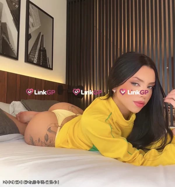 Morena, 21 anos — sexo virtual por videochamada