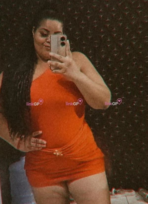 Morena, 24 anos — videochamada erótica e sexting online