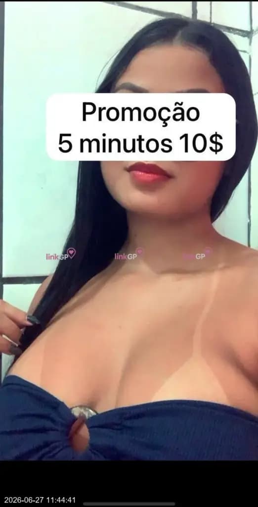 Morena Fogosa — videochamada erótica e sexting online